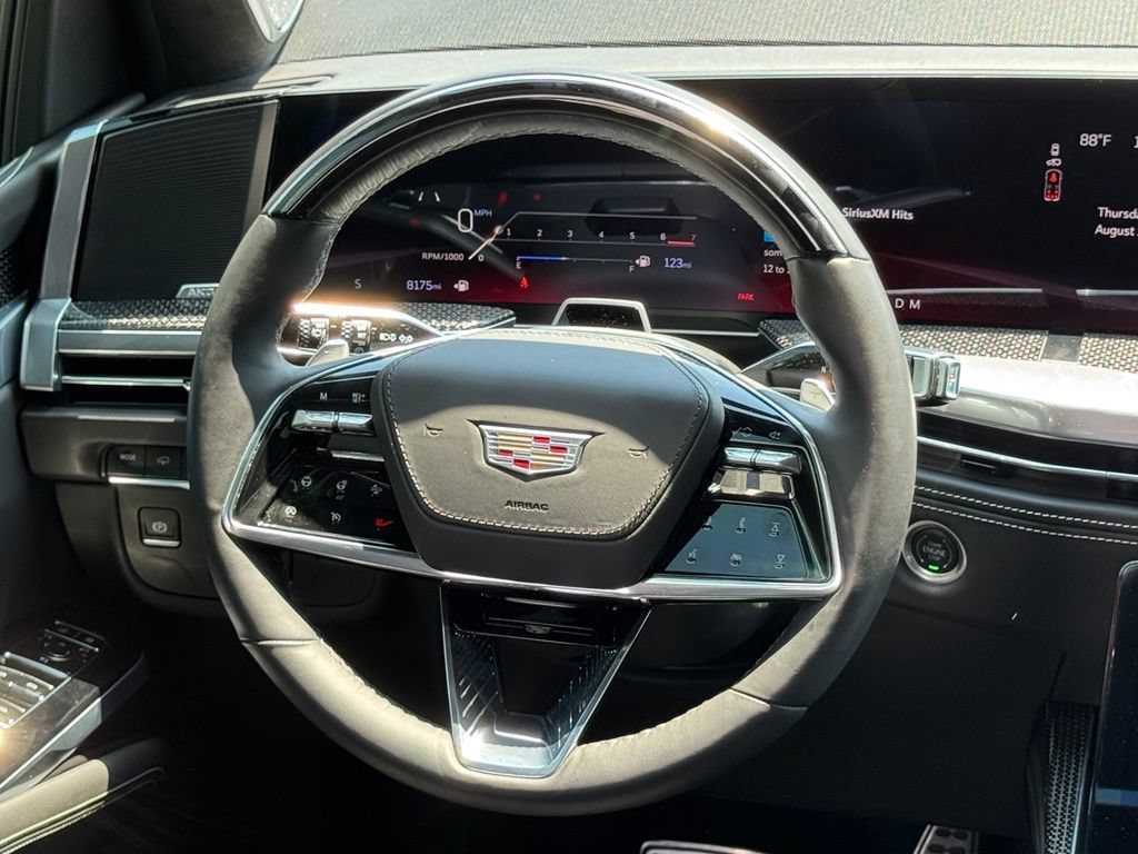 Used 2025 Crystal White Tricoat Cadillac Escalade-V image 28