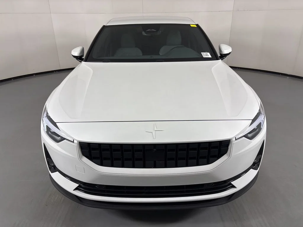 Used 2023 White Polestar Long Range Dual Motor image 3