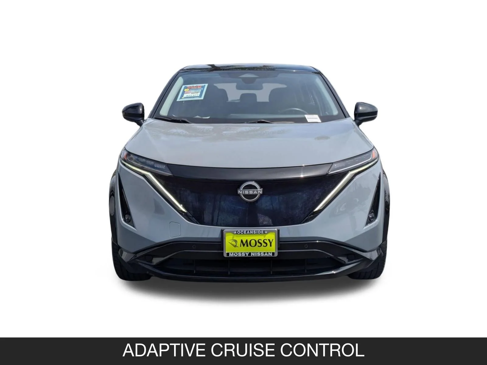 Used 2023 Boulder Gray Pearl/Black Diamond Pearl Nissan VENTURE+ image 4