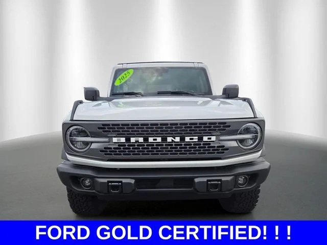Certified Used 2025 Oxford White Ford Badlands image 8