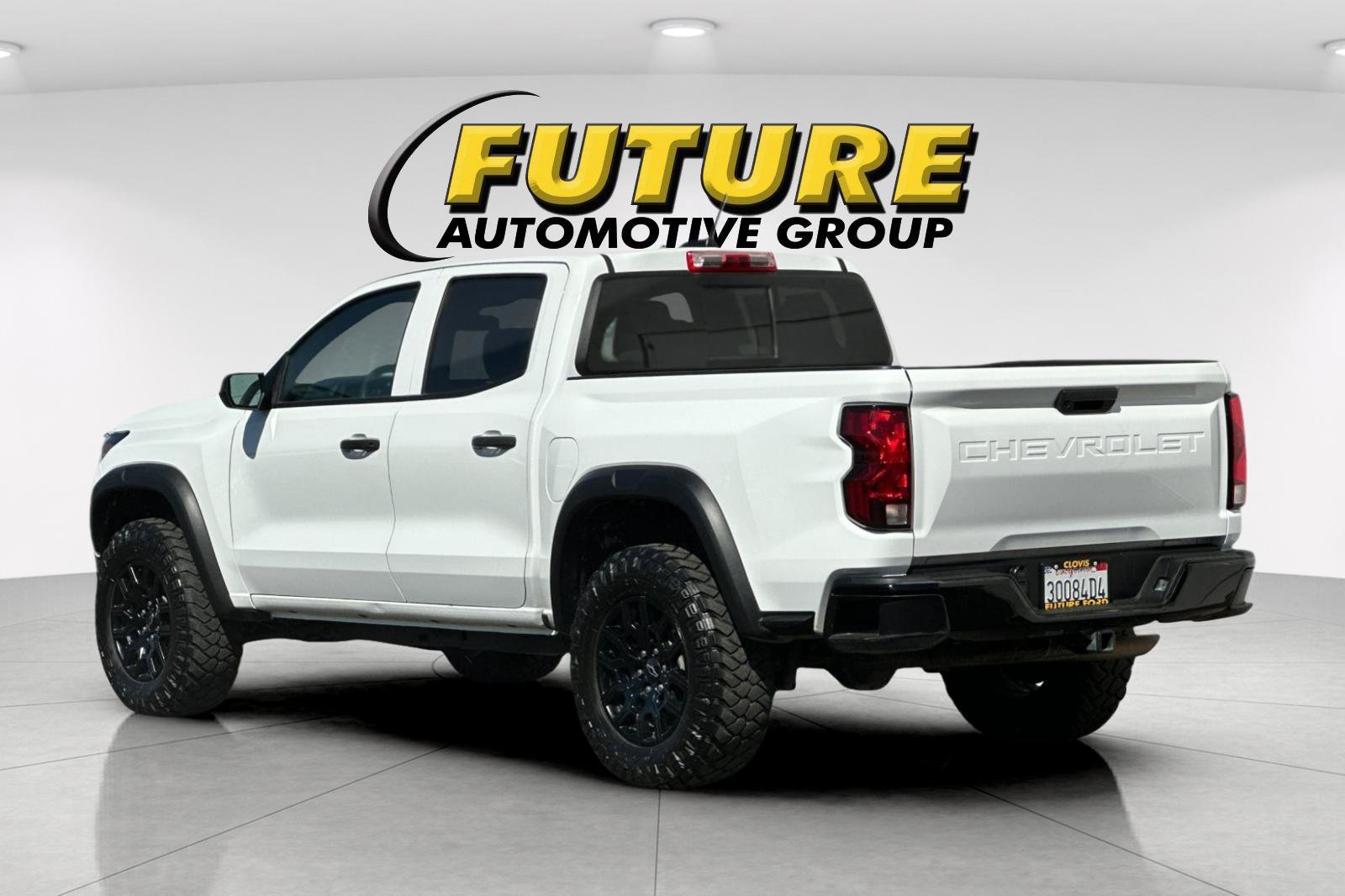 Used 2024 White Chevrolet Trail Boss image 5