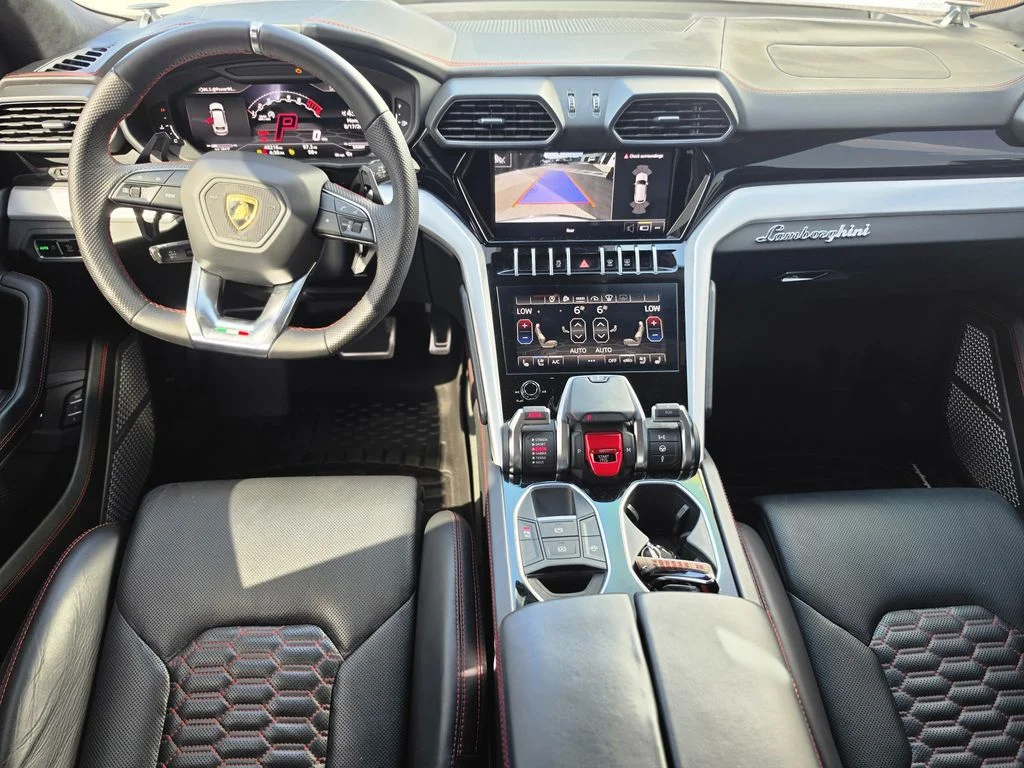 Used 2022 Bianco Icarus Metallic Lamborghini Base image 14