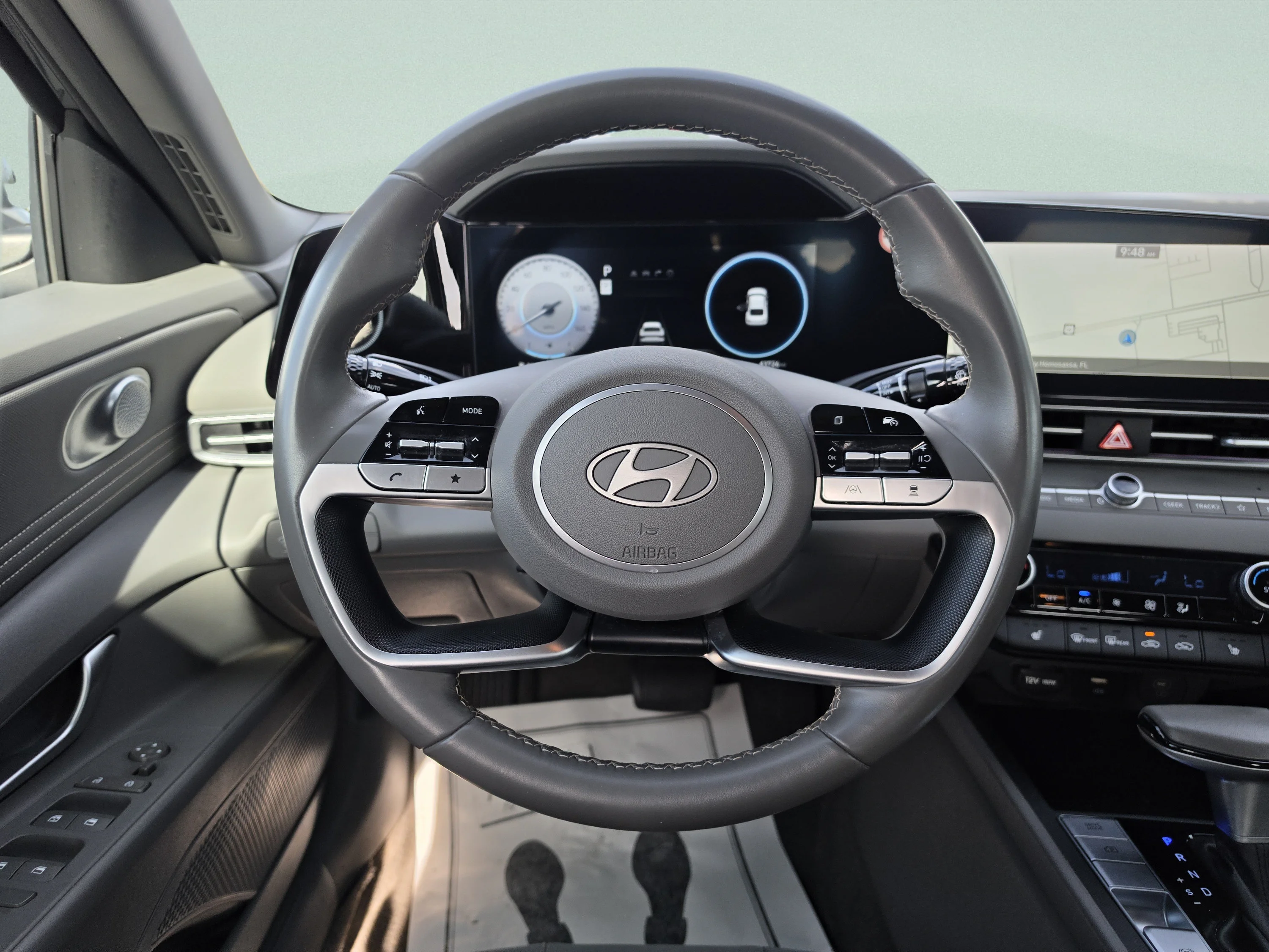 Used 2025 Ecotronic Gray Hyundai SEL Convenience image 18