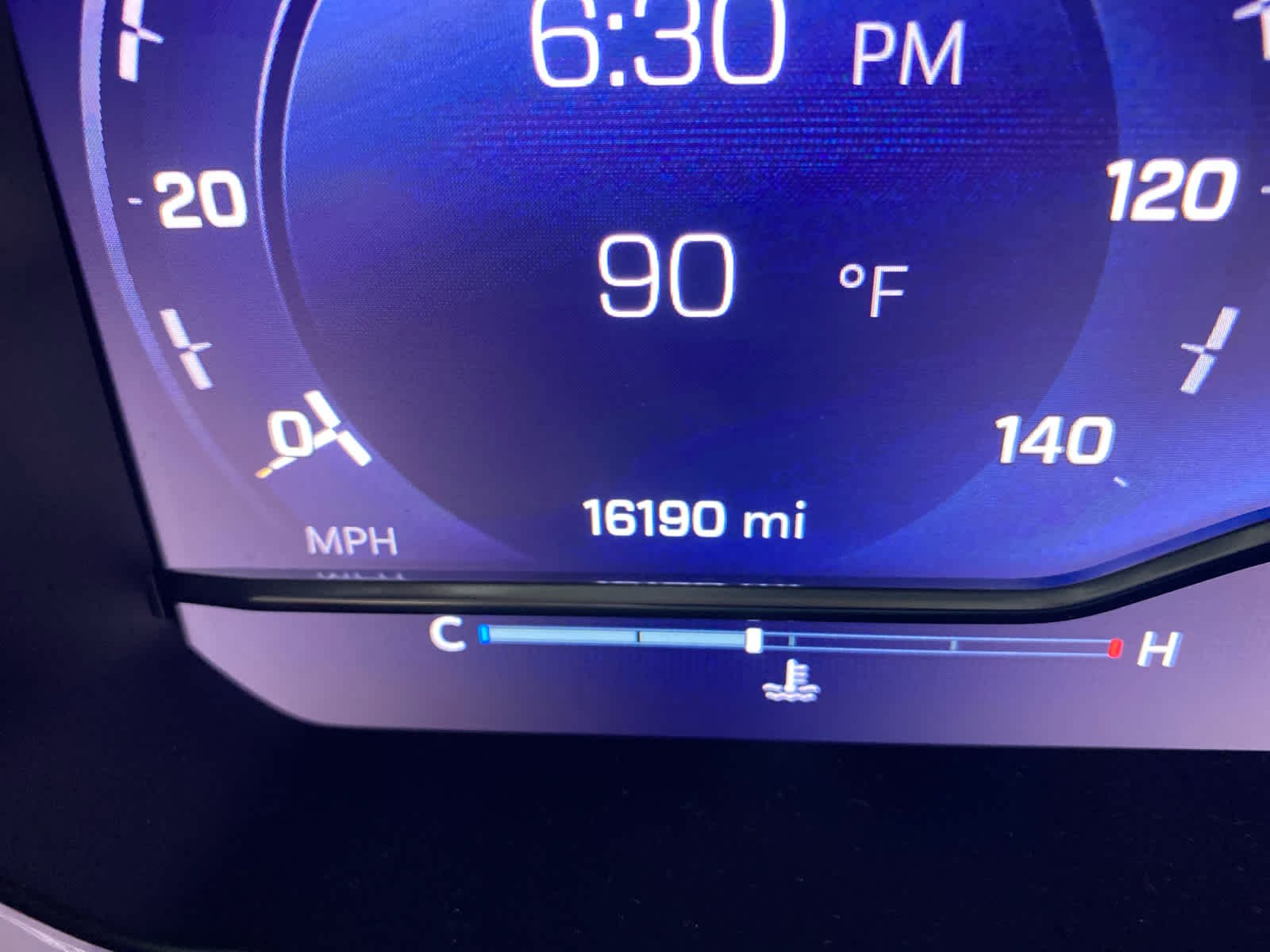 Used 2025 Summit White Chevrolet LT image 15