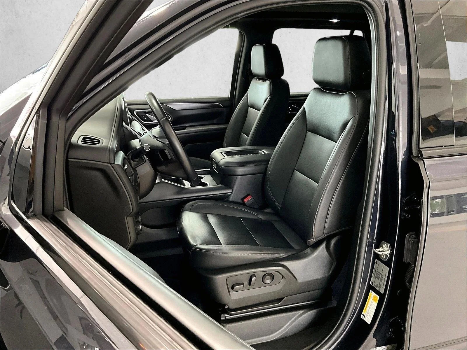Used 2023 Dark Ash Metallic Chevrolet Z71 image 27