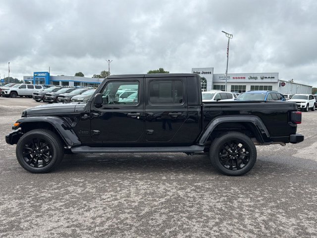 Used 2023 Black Jeep Overland image 8