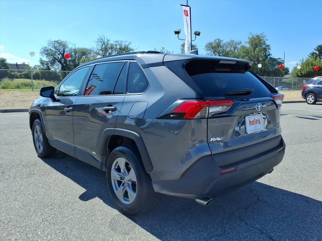 Used 2025 Gray Toyota XLE image 7