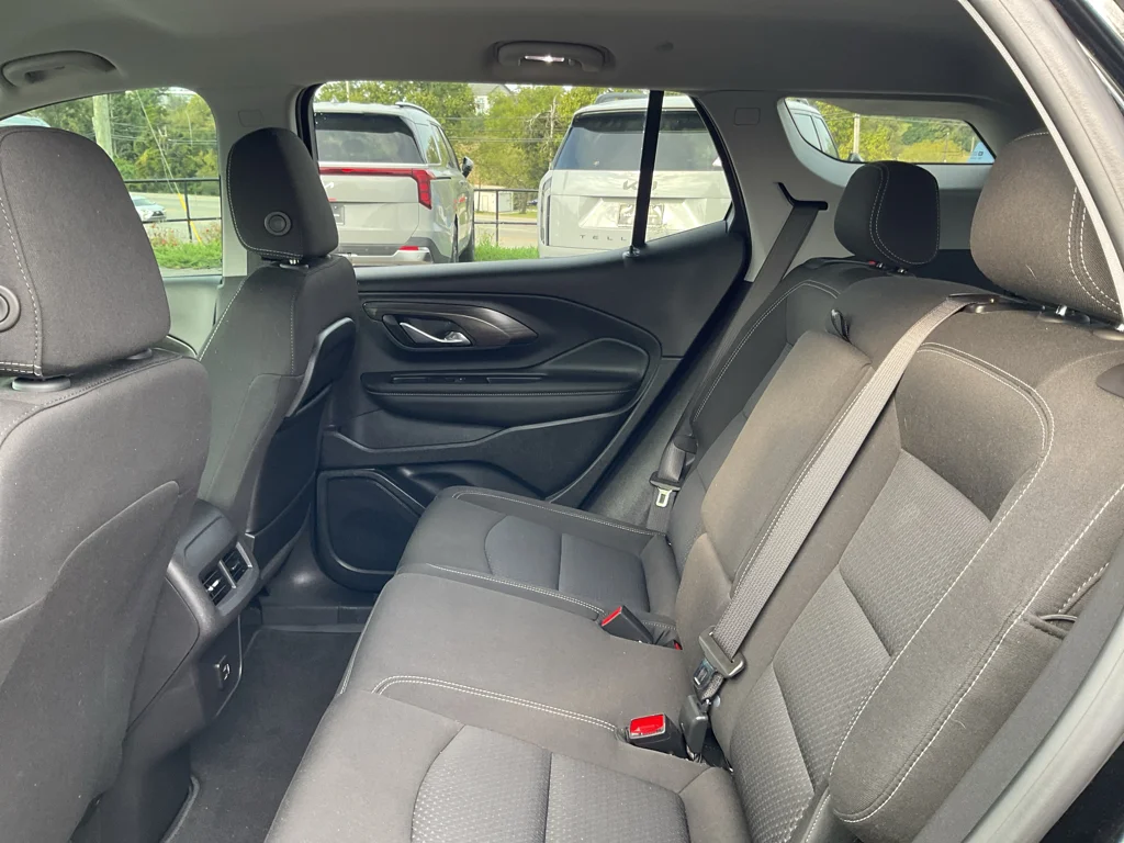 Used 2024 Ebony Twilight Metallic GMC SLE image 16