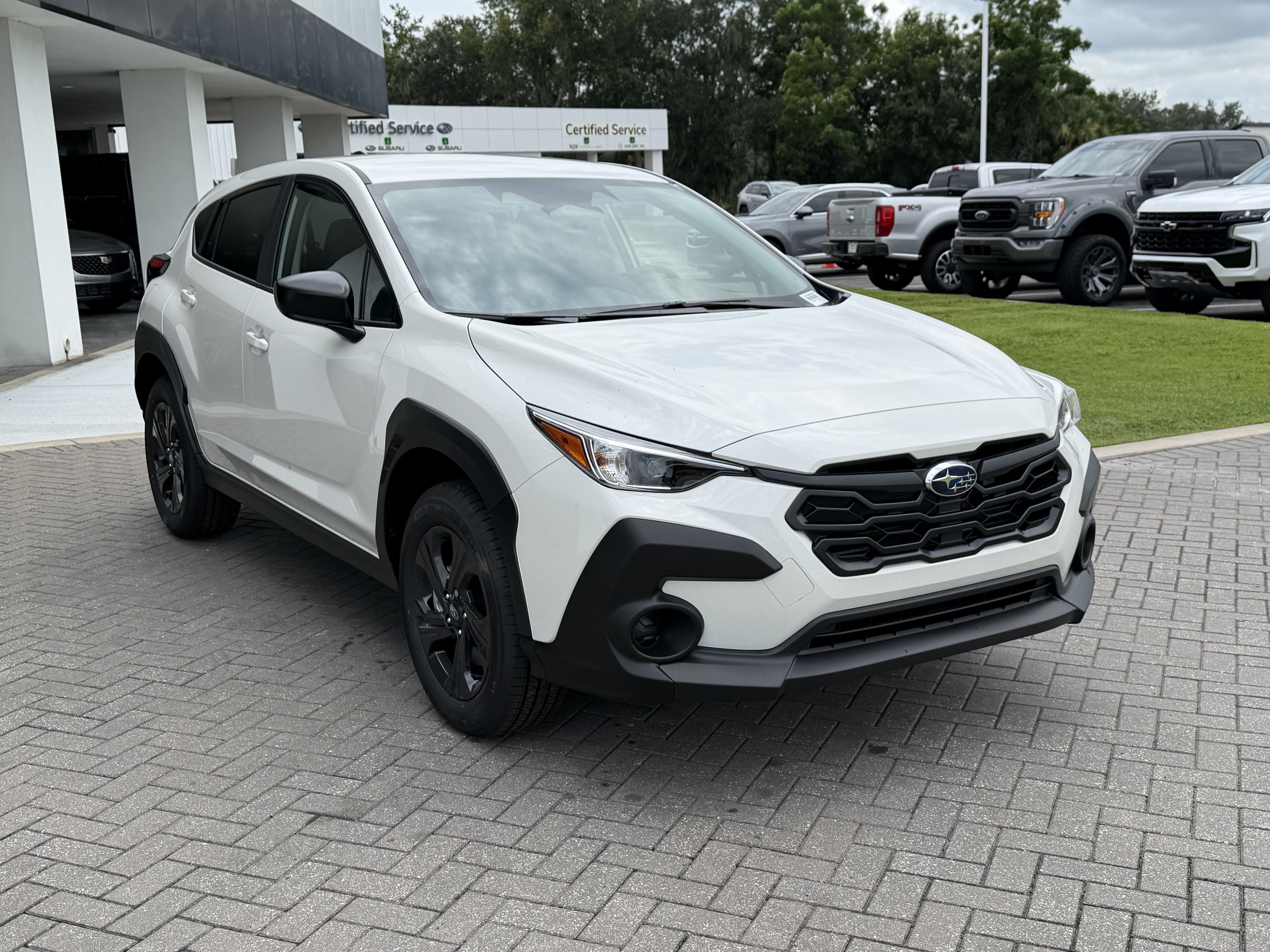 New 2026 CRYSTAL WHITE PEARL Subaru Base image 7