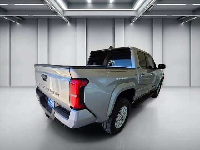 Used 2025 Silver Toyota SR5 image 6