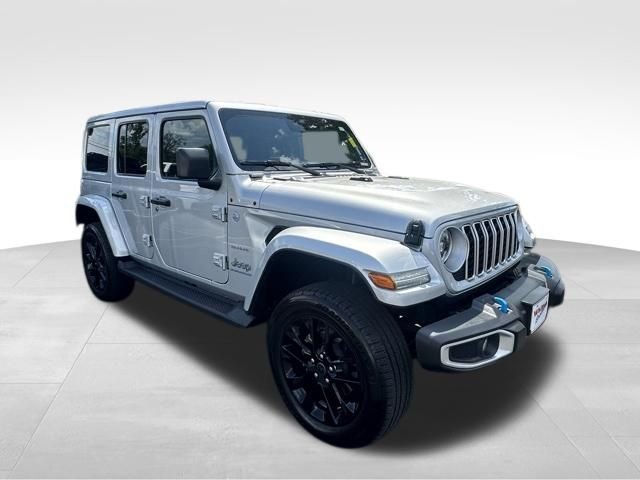 Used 2024 Silver Jeep Sahara 4xe image 9