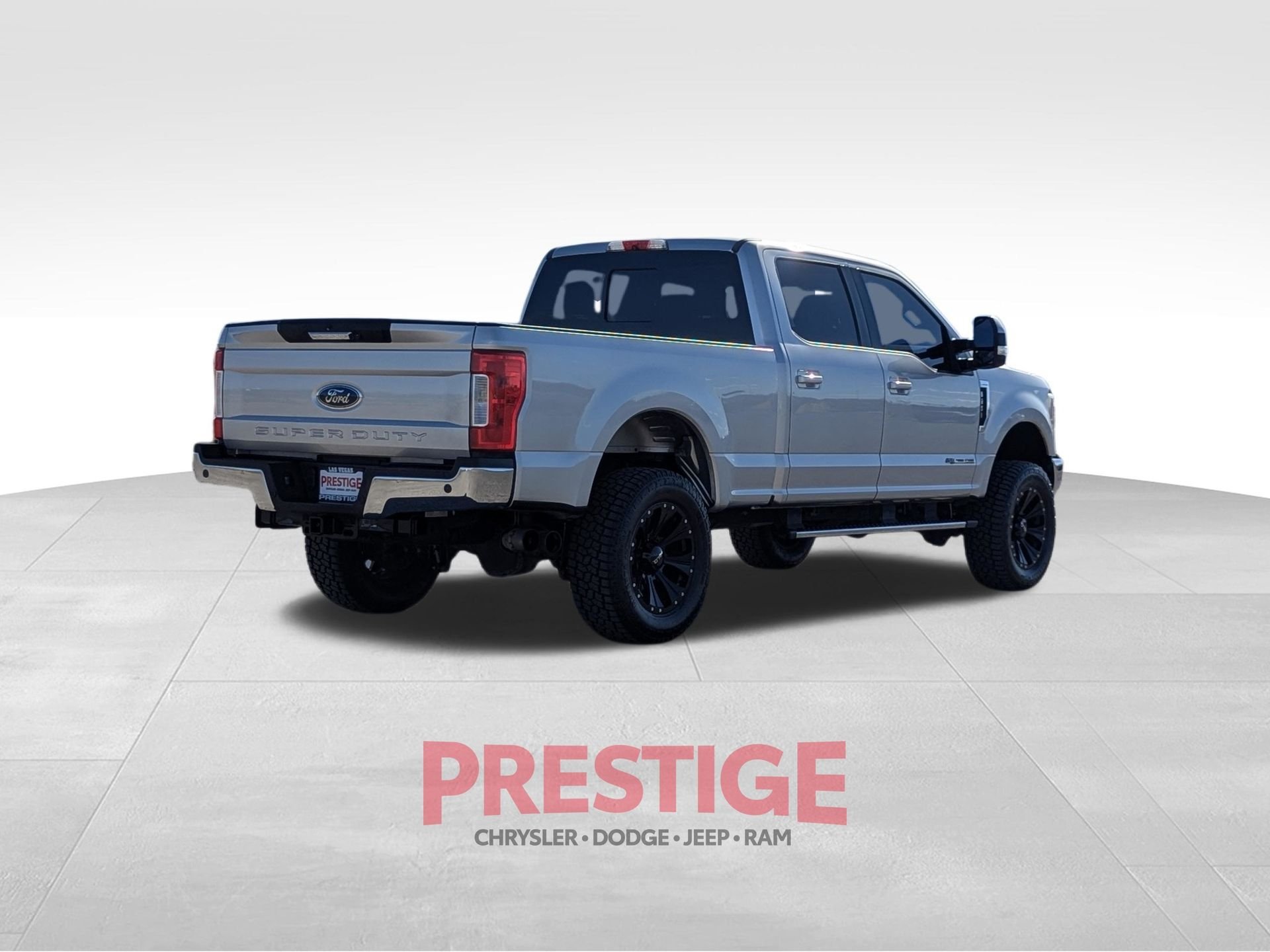 Used 2017 Silver Ford Lariat image 7