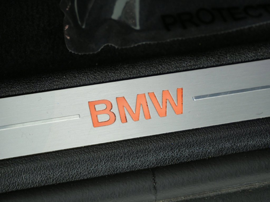 Certified Used 2025 Skyscraper Grey Metallic BMW xDrive40i image 28