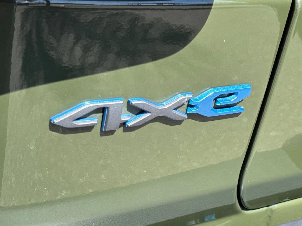 Used 2024 Green Jeep Sport S 4xe image 13