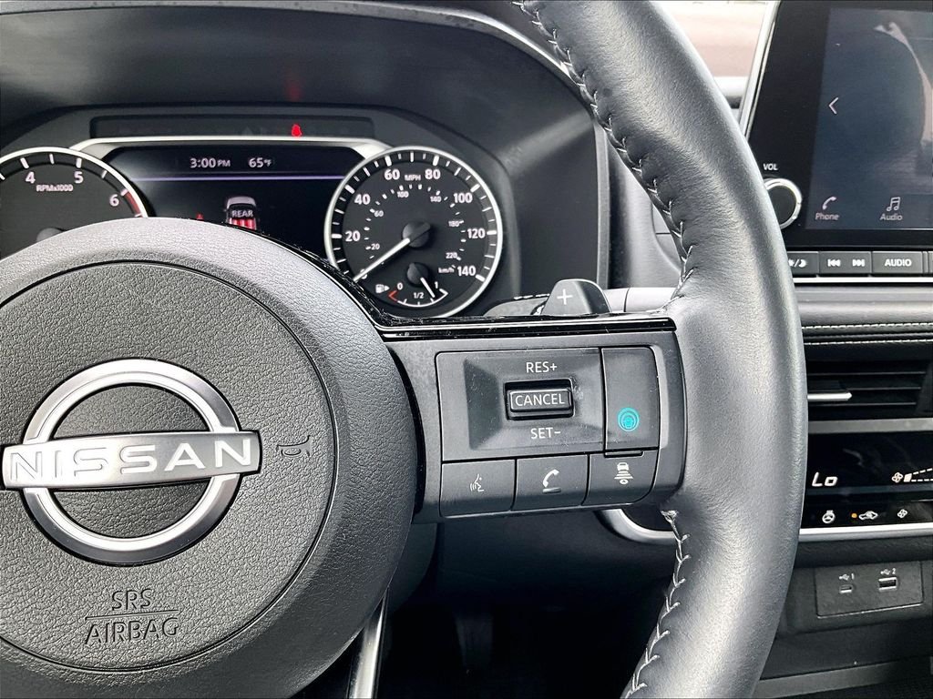 Used 2023 White Nissan SV image 24