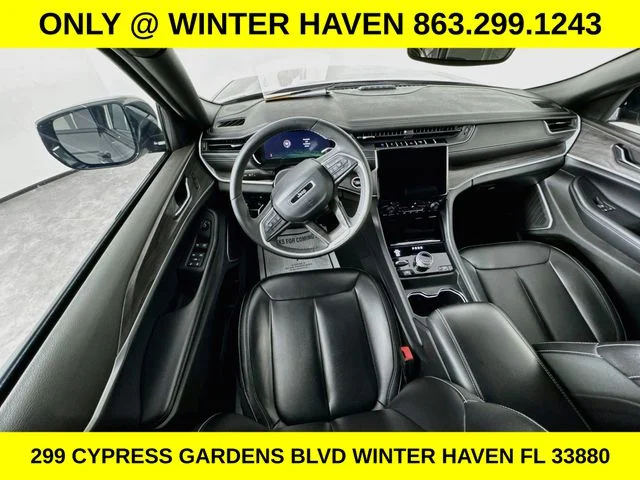 Used 2024  Jeep 4xe image 34