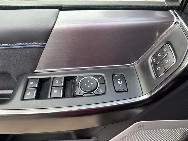 New 2026 Carbonized Gray Metallic Ford F-250® Platinum® image 28