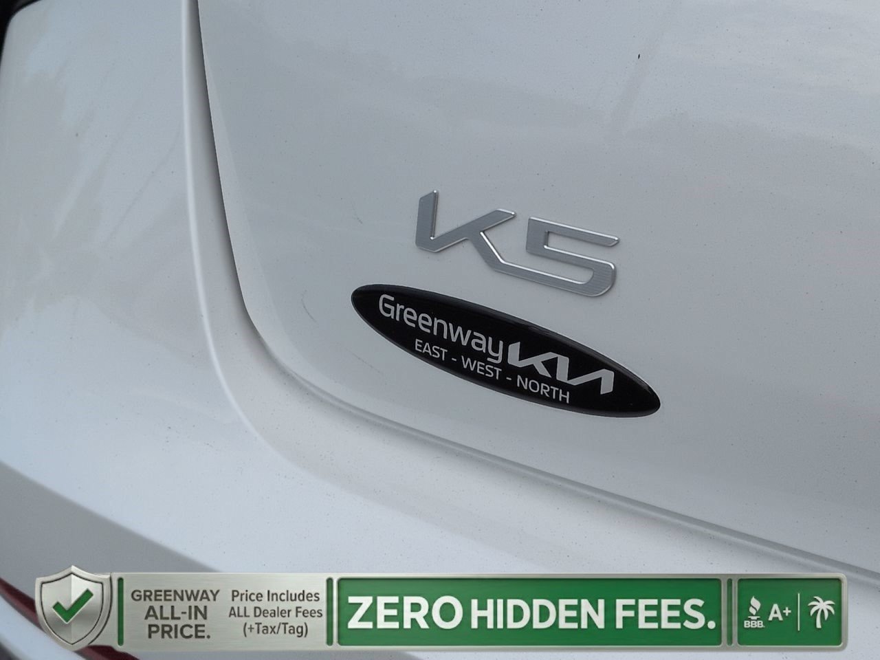 New 2026 Snow White Pearl Kia GT-Line image 32