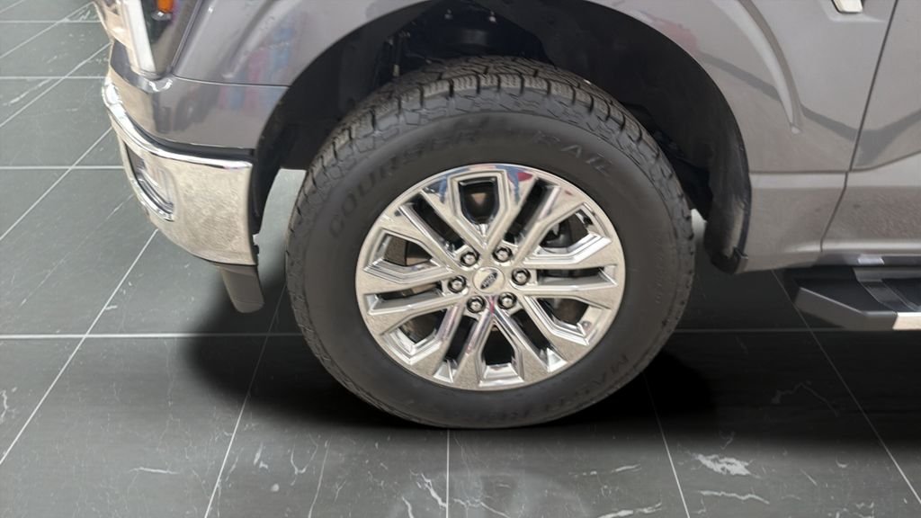 Used 2024 Gray Ford Lariat image 23