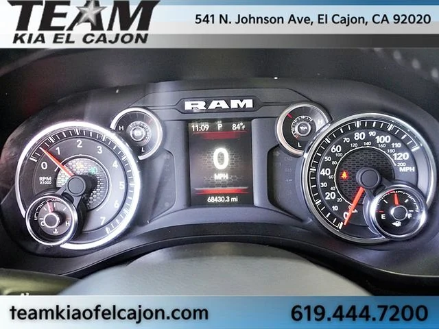 Used 2023 White Ram Big Horn/Lone Star image 37