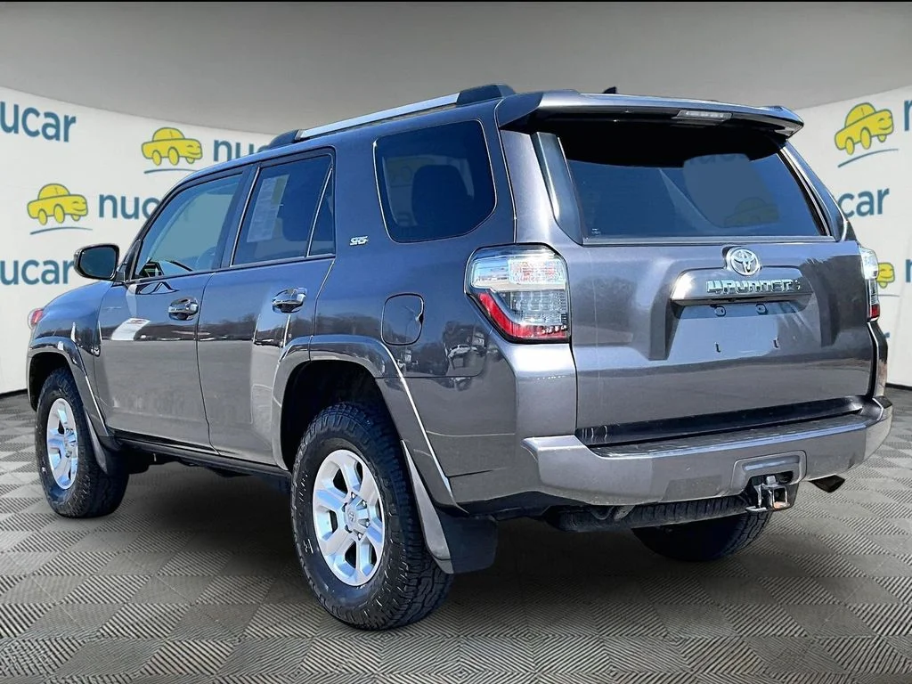 Used 2022 Magnetic Gray Metallic Toyota SR5 image 4