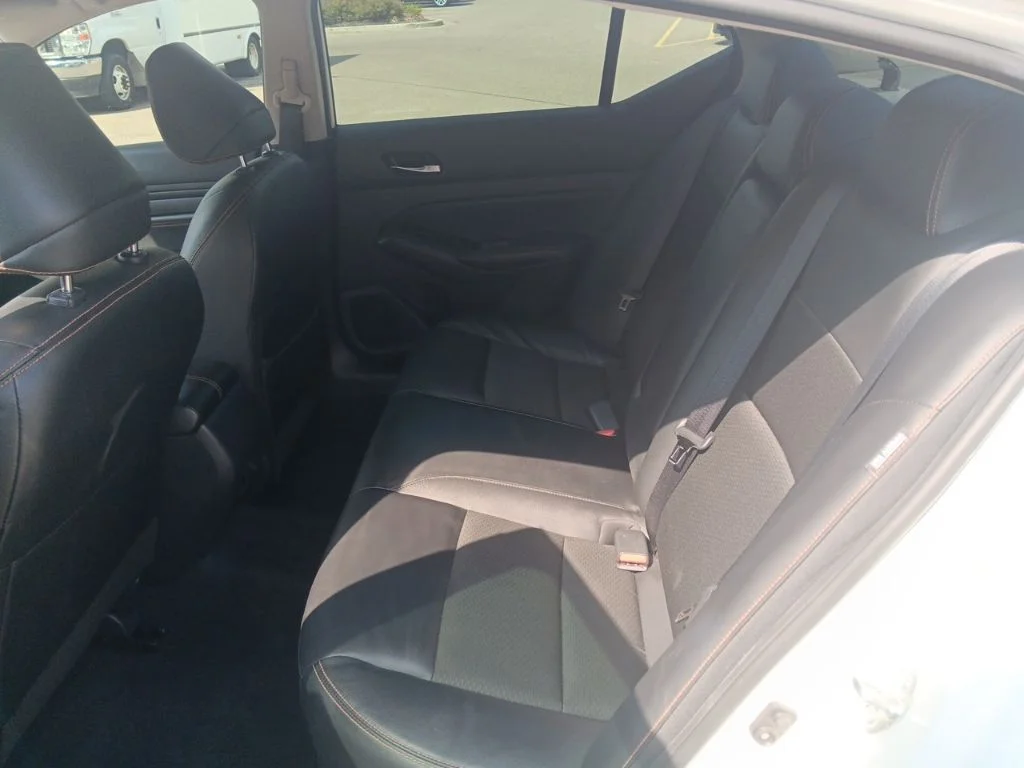 Used 2022 Pearl White Tricoat Nissan 2.5 SR image 23