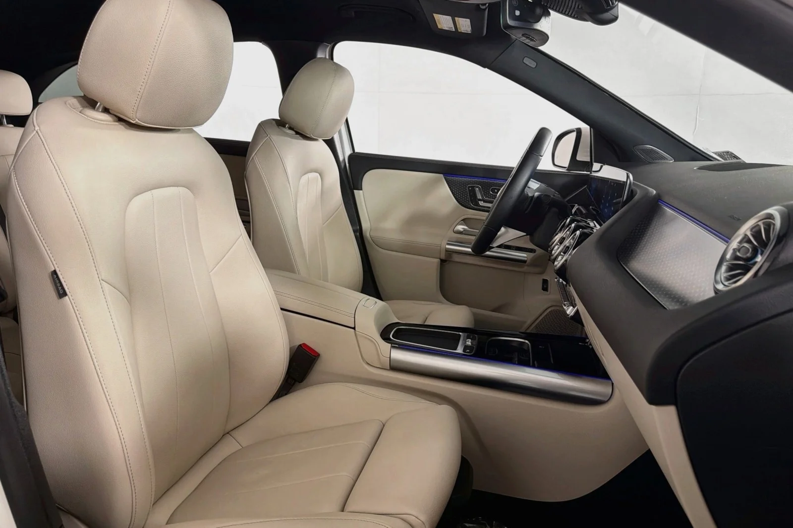 Used 2024 Polar White Mercedes-Benz 250 image 7