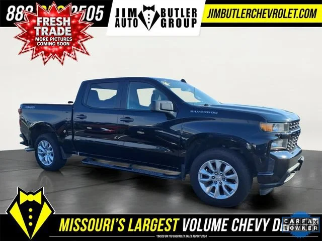 Used 2020 BLACK Chevrolet Custom image 22