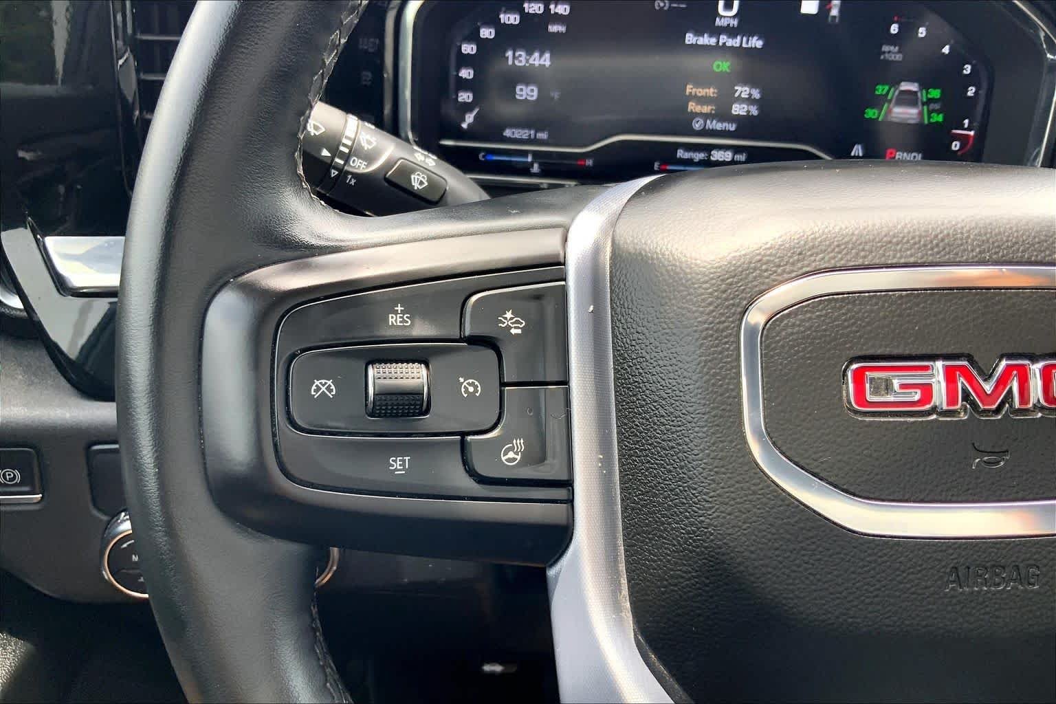 Used 2023 Sterling Metallic GMC Elevation image 24