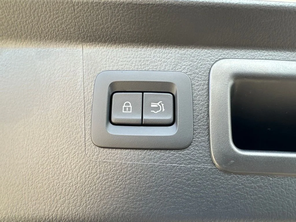 New 2026 Wind Chill Pearl Mazda Premium Plus AWD image 7
