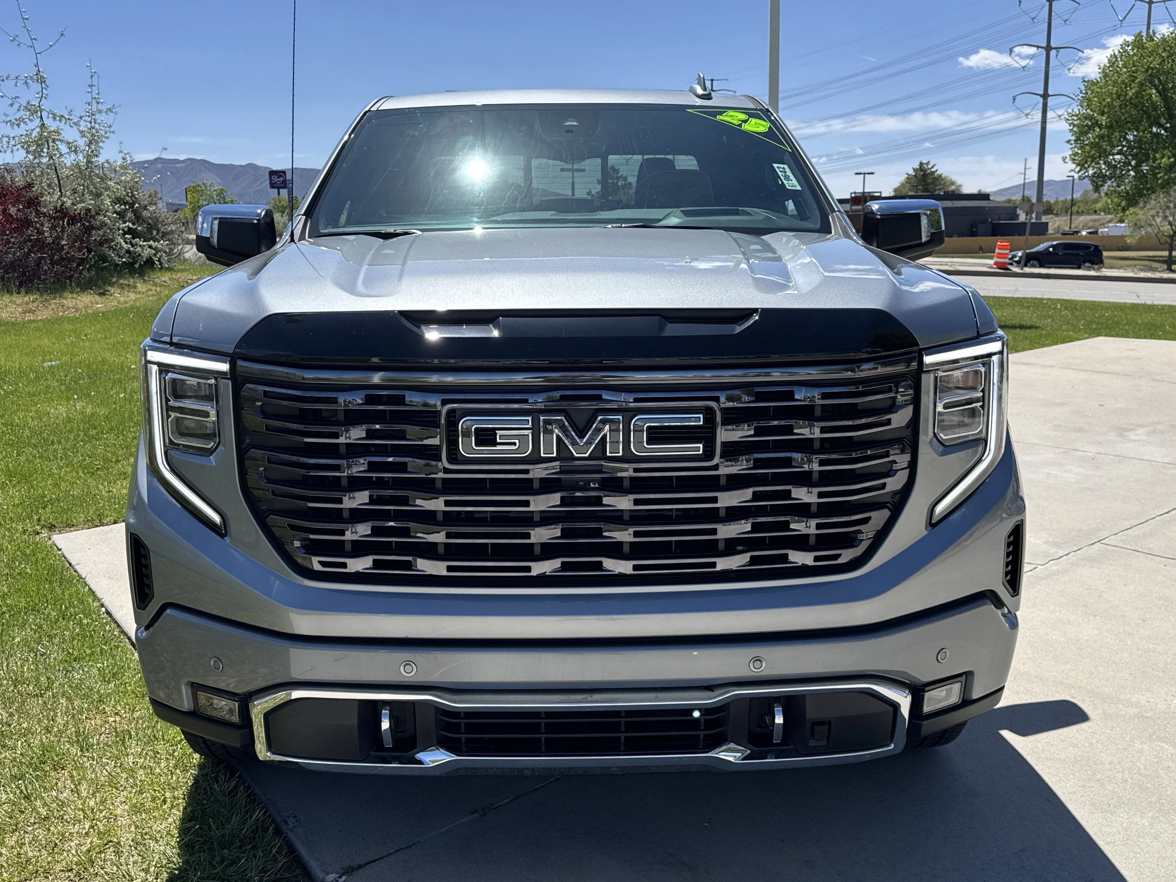 Used 2025 Sterling Metallic GMC Denali Ultimate image 9
