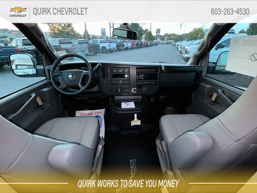 2025 Chevrolet Express Cargo Work Van - Photo 12
