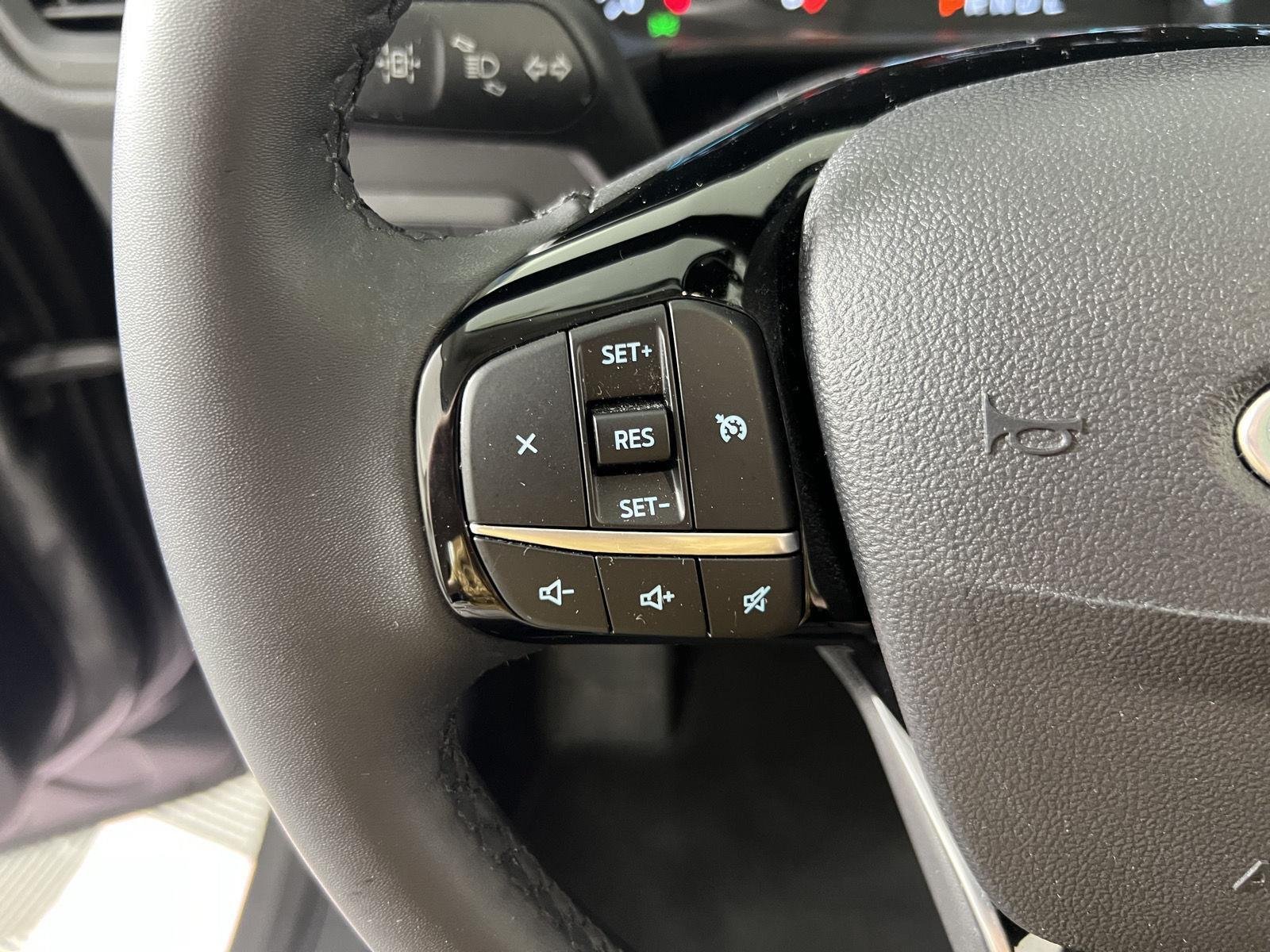 Used 2022 Carbonized Gray Ford SEL image 15