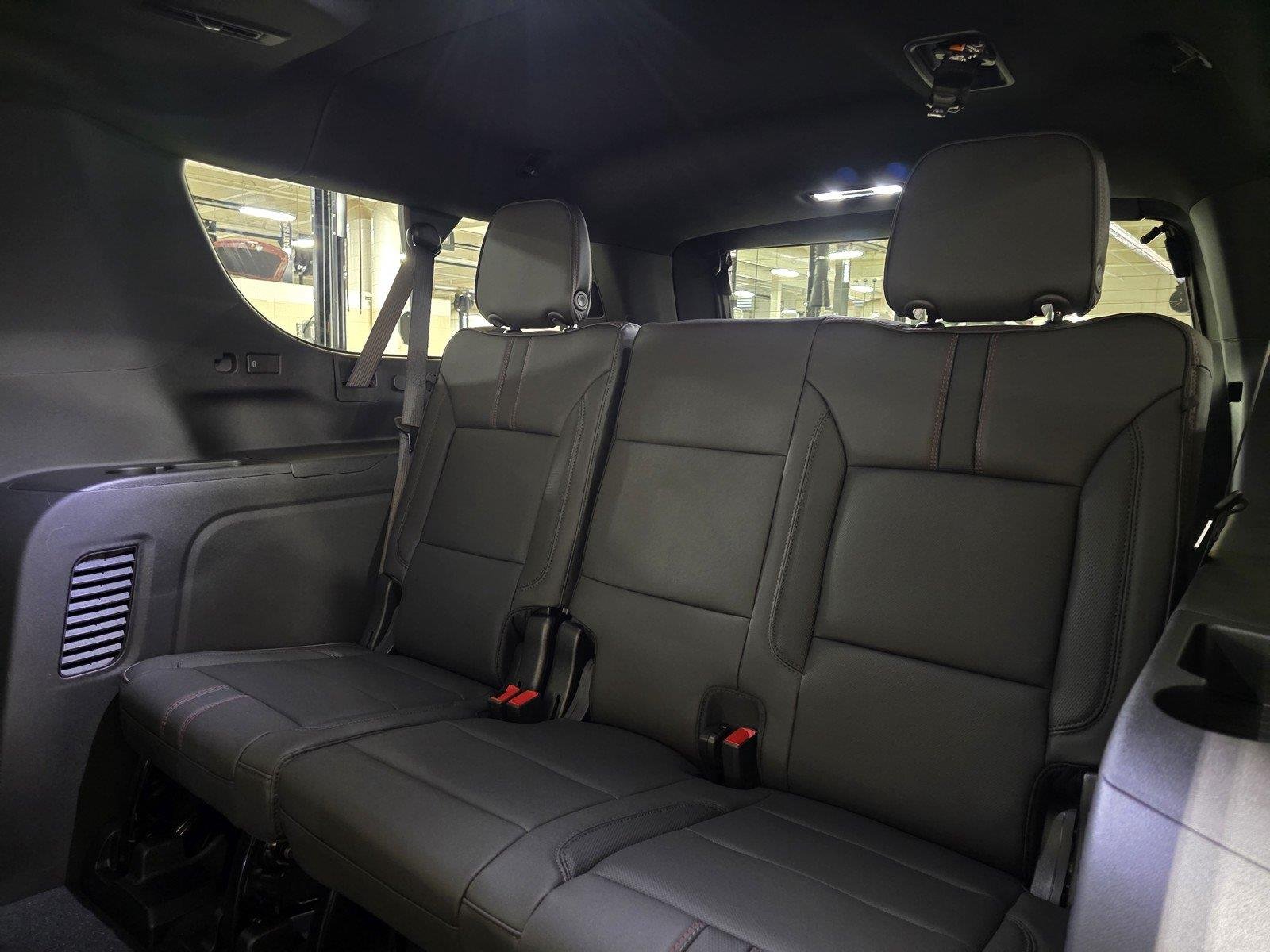 2027 Chevrolet Suburban RST - Photo 15