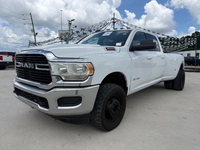 2021 RAM 3500's photo