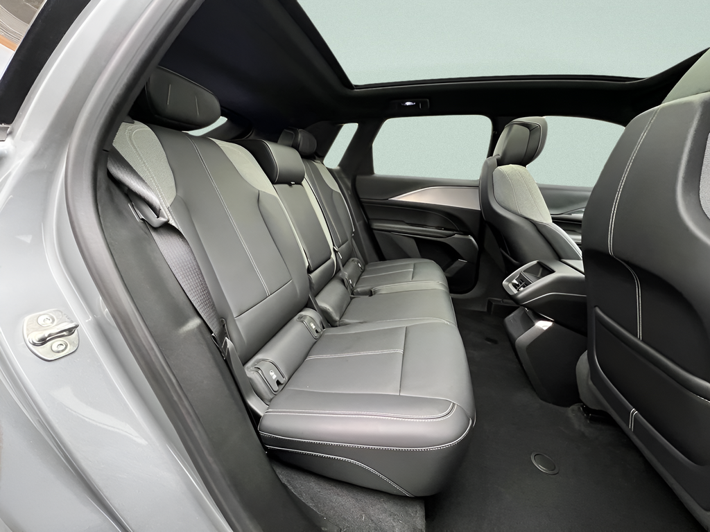 Used 2024 Silver Metallic Cadillac Tech image 37