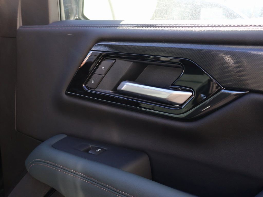 New 2026 Onyx Black GMC AT4 image 8