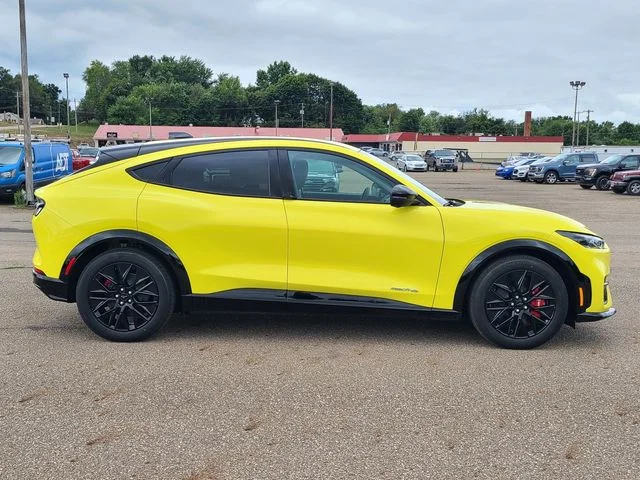 2025 Ford Mustang Mach-E Premium - Photo 4