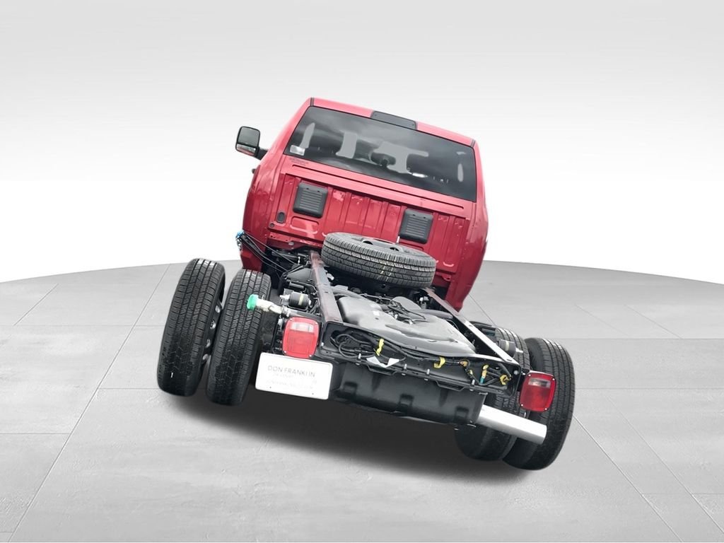 2026 RAM 3500 Chassis Tradesman - Photo 7