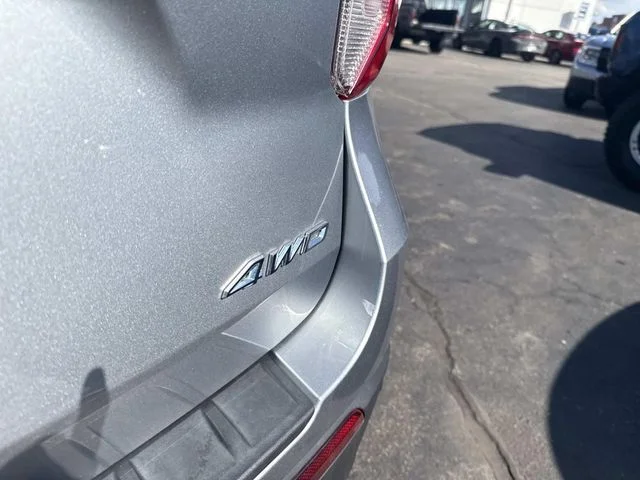 Used 2022 Silver Ford XLT image 7