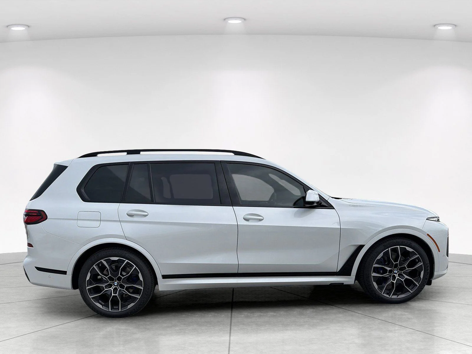New 2027 Mineral White Metallic BMW xDrive40i image 3