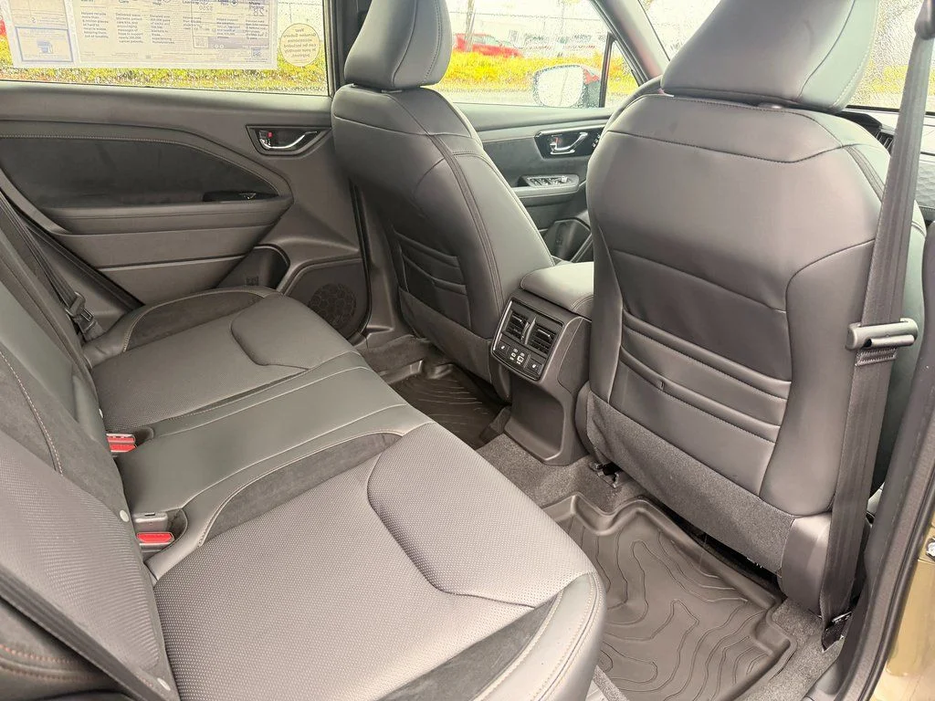 New 2026 AUTUMN GREEN METALLIC Subaru Touring image 66