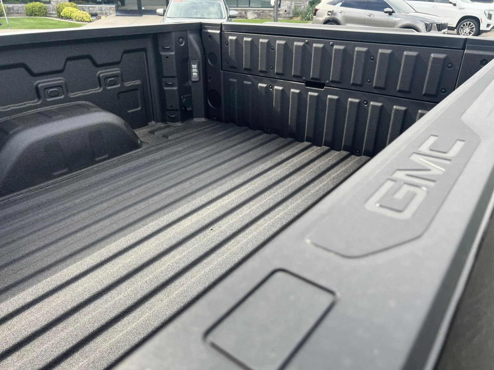 2026 GMC Sierra 1500 AT4X - Photo 14