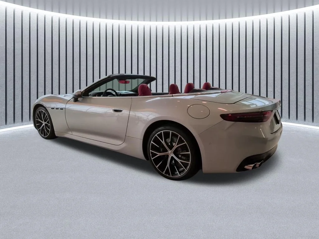 2026 Maserati GranCabrio Base - Photo 10