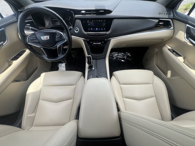Used 2019 White Cadillac Base image 13