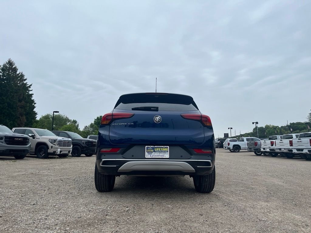 Used 2023 Sapphire Buick Essence image 9