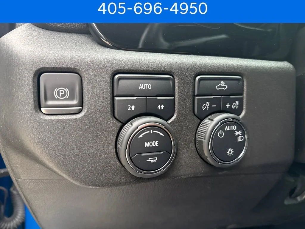 Pre-Owned 2022 Chevrolet Silverado 1500 LT