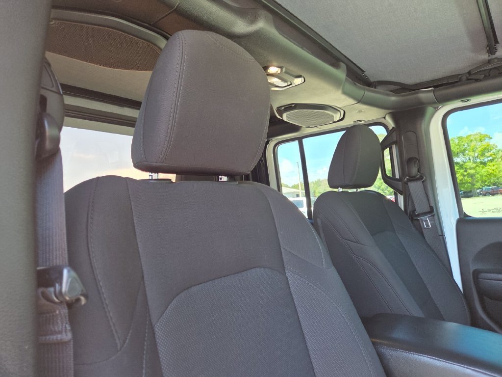 Certified Used 2022 Bright White Clearcoat Jeep Sport S image 16