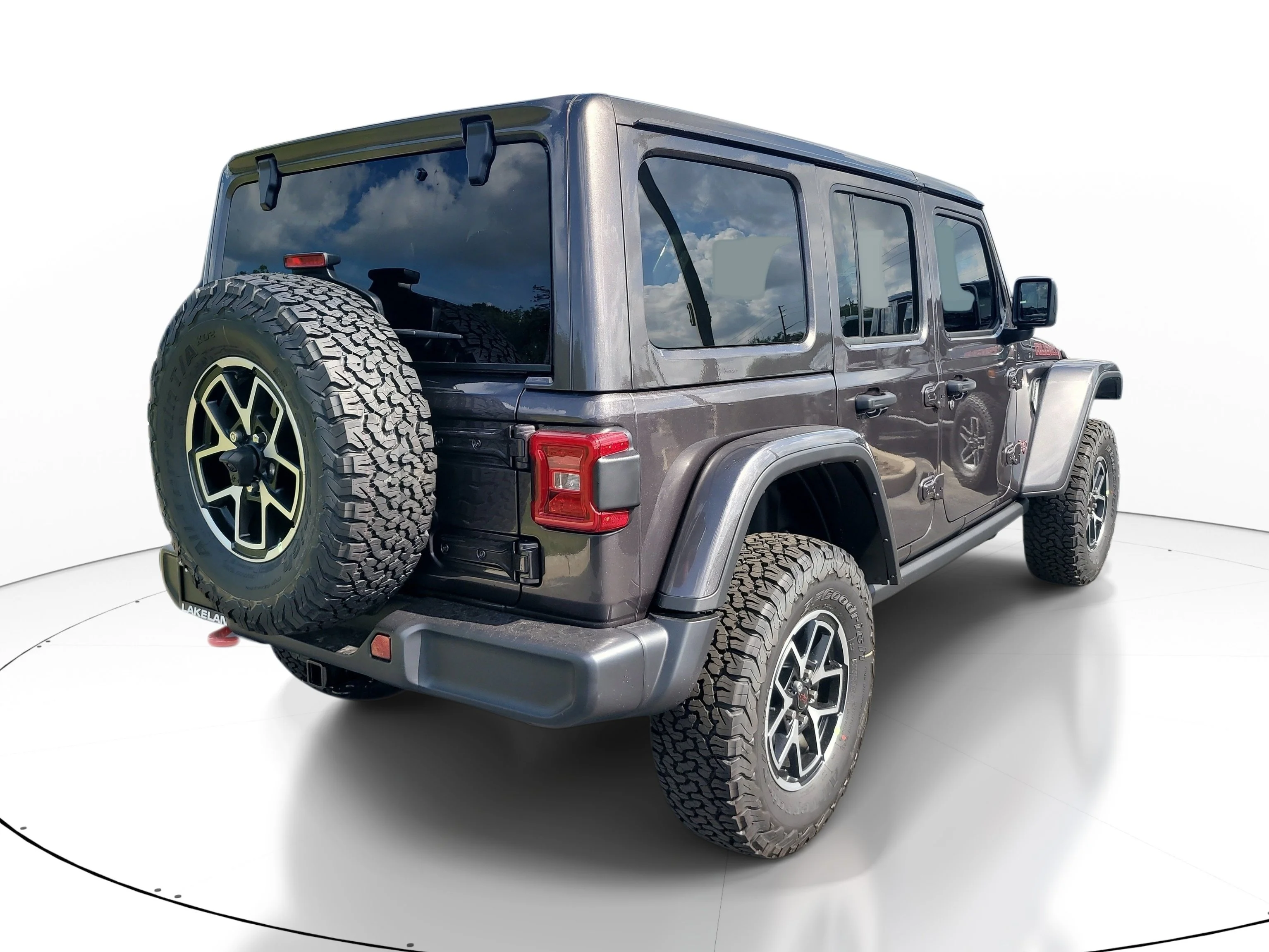 New 2026 Granite Crystal Metallic Clearcoat Jeep Rubicon image 6