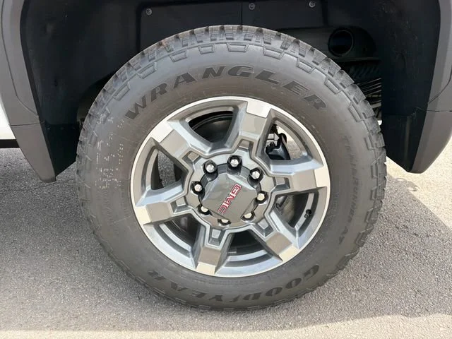 New 2026 Summit White GMC SLT image 24